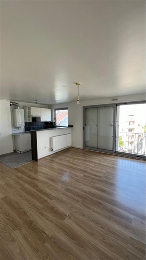 t4 à la location -   92270  BOIS COLOMBES, surface 68 m2 location t4 - UBI472057925